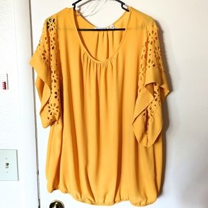 Notations | Yellow Lace Sleeve Blouse | Size 3X